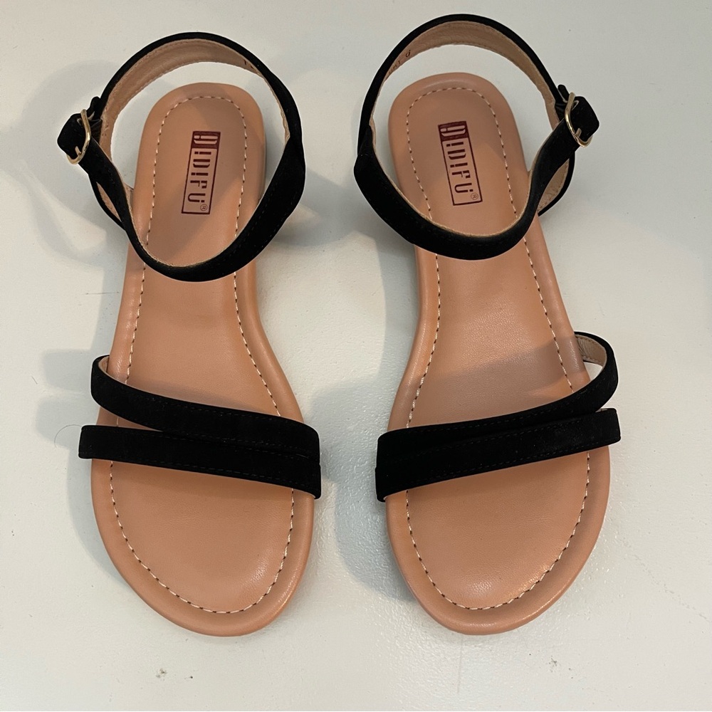 Black Sandals with Rubber Sole Size 6 SHOE SALE